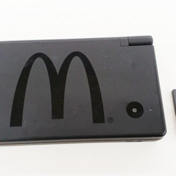 【激レア】あまりにも希少すぎる幻の「マクドナルド店員用ニンテンドーDSi」がハードオフに入荷！ 店もビックリ
