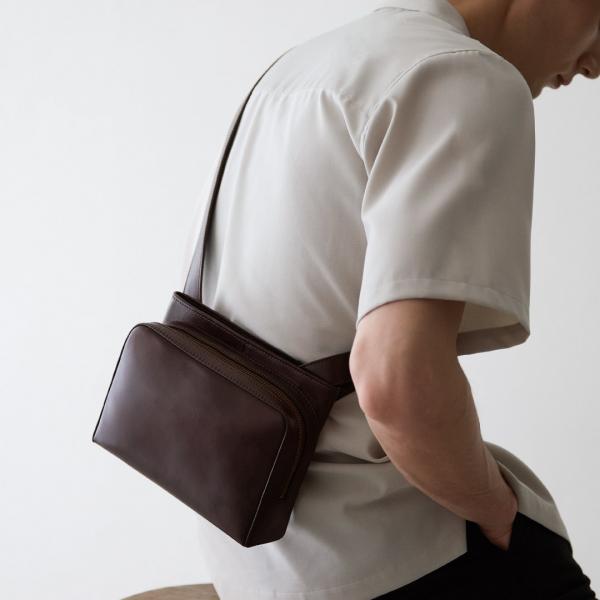 【極美品✨アンティーク/大容量】マザーハウス　ショルダーバッグ　ブラウン　レザー Antique B5 Shoulder／アンティーク B5 ショルダー – マザーハウス