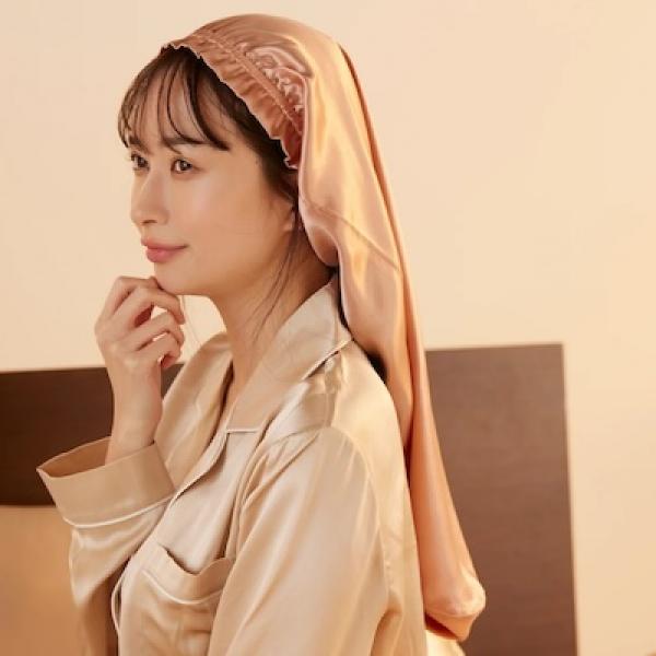 6Aランクシルク使用。Utukkyの枕カバー＆ナイトキャップが@cosme