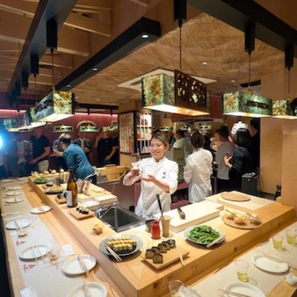 タイ バンコクの寿司店「鮨祝Sushi Iwai」の増築設計・施工監修を和