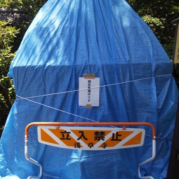【浅草寺仏像破壊】「浅草の大仏」など文化財の仏像も無残に…参拝客から悲しみと憤りの声