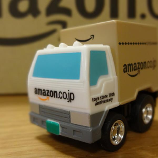Amazonのダンボール箱風の限定版チョロQ登場 ｜ ガジェット通信 GetNews