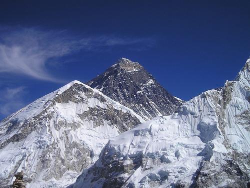 2015年のエベレスト登頂成功者は41年ぶりにゼロ アタックしたのは栗城