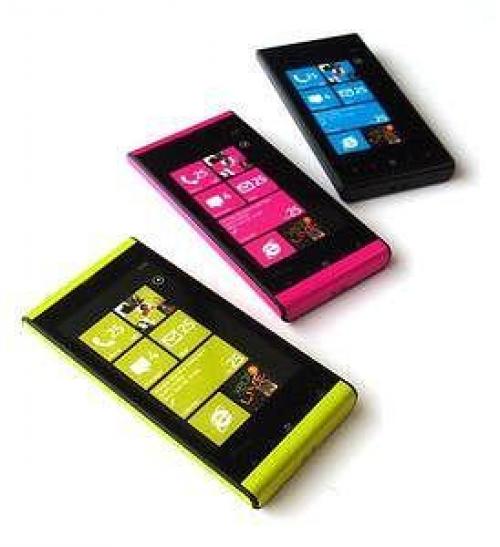 Windows Phone IS12Tの発売日が判明