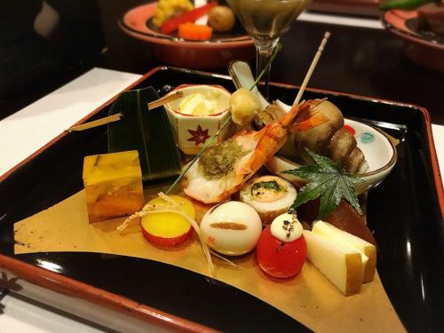 芸能人御用達！鳥取三朝温泉のお宿で業界人を魅了する豪華料理を食べてみた！