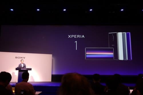 21：9シネマワイドディスプレイと3眼カメラを搭載したソニーモバイルのフラッグシップ『Xperia 1』がお披露目　国内発売は初夏を予定