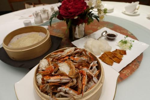 北京ダック＆蒸し渡り蟹が食べ放題！ホテル飯の極みを新浦安で味わってきた【舞浜ごはん道】