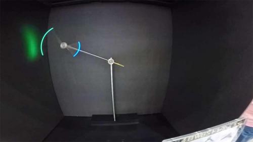 “二重振り子”が光の軌跡を描く『カオスメーカー』をヨーヨーショップ スピンギアが出展：東京おもちゃショー2019