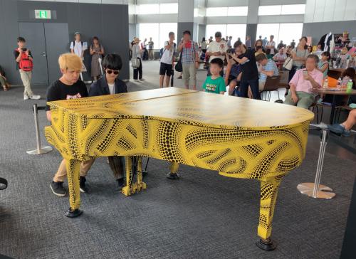 日本人は今さら行かない意外な観光スポット　残りの夏は都庁ピアノを聴きに行こう！