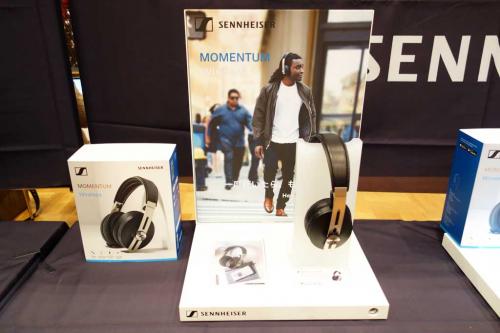 ゼンハイザーが3モードのアクティブノイズキャンセリング機能を搭載したワイヤレスヘッドホン「MOMENTUM Wireless」を9月30日に発売へ