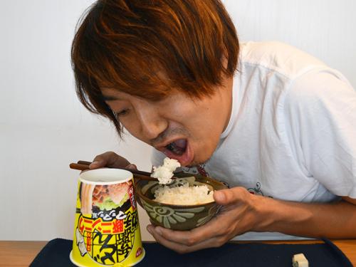 二郎系どん兵衛 は包装フィルムを剥がすだけでもメシを食える いざ悟りの境地へ どん兵衛マシマシ篇 ガチ豚ニンニク ガジェット通信 Getnews