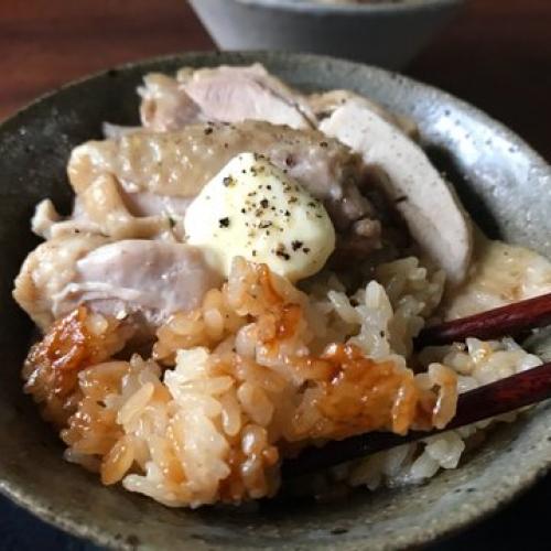 お焦げも最高のレシピ「だし醤油鶏飯」がめちゃうま簡単「これ以上の炊き込みご飯ないんちゃうかと思うほど美味しい」