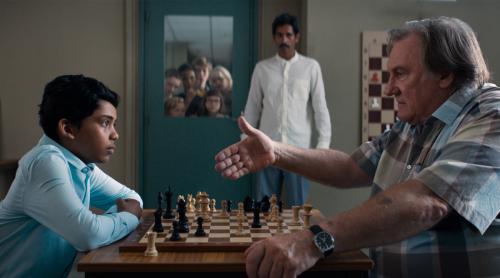 政治難民の少年がチェスチャンピオンを目指す実話『ファヒム　パリが見た奇跡』本編映像