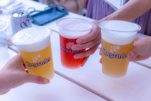 外飲みが嬉しい季節になってきた！「Hoegaarden BEER GAARDEN」で味わう爽やかなノンアルコール“ホワイトビール”テイスト