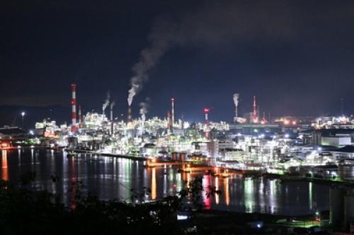 【広島】 まるで宇宙基地！ 人気の大竹「工場夜景」と初心者向け撮影のコツ