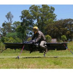 アメリカ国防総省が空飛ぶバイクを開発中！「MA HOVERBIKE」