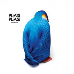 『PLEATS PLEASE ISSEY MIYAKE』のビジュアル・シリーズにペンギンとシロクマが登場