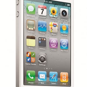 『iPhone 4』ホワイトモデルついに登場！　『iPad 2』と同時に本日より発売