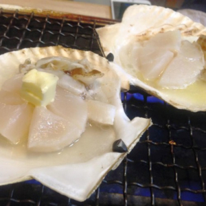 神戸・西代　漁師町気分で食す『海鮮浜焼き はまや』