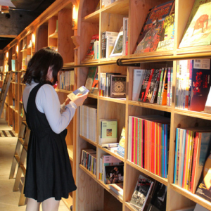 泊まれる本屋 BOOK AND BED TOKYOレポート　店内はどうなってるの？