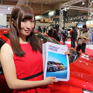 福岡モーターショー2015レポート　未来な車と美人コンパニオンが博多に集結！