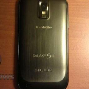 米T-MobileバージョンのGalaxy S II（SGH-T989）の画像がリーク