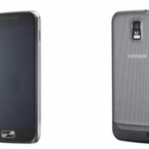 Samsung、LTEスマートフォン”Celox”の仕様と端末画像を公開