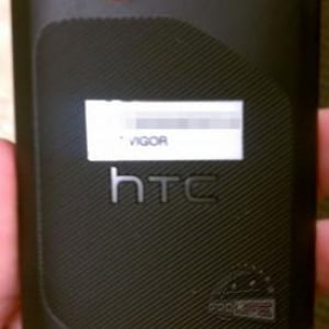 デュアルコア1.5GHz、HDディスプレイ搭載と噂の”HTC Vigor”の実機写真がリーク