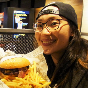 アメリカ人も懐かしの味に大興奮！バーガーレストランチェーン『カールスジュニア』がついに日本上陸！
