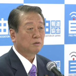 初公判控えた小沢元代表「政権交代のスケープゴートにされた」