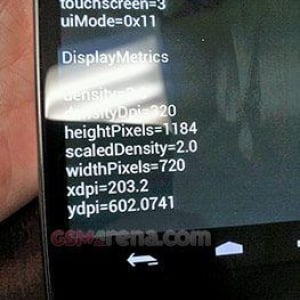 Nexus Prime実機の写真がリーク、解像度1,184×720、オンスクリーンボタンが表示