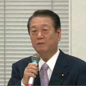 小沢元民主党代表、病院に搬送される