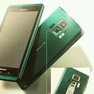 NTTドコモ新機種「REGZA Phone T-01D」の画像