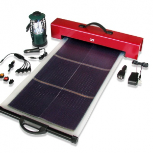 パネルを引きだして使うコンパクトな太陽光発電機『どこでも発電』をオーエスが発売