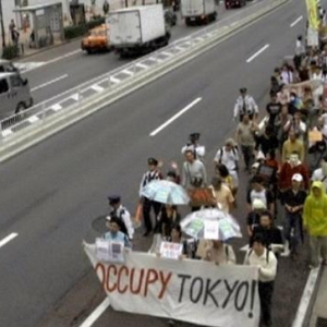 「東京を占拠せよ」ウォール街の格差デモに呼応　主張はバラバラ