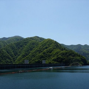 湖にダムに温泉も。東京なのに大自然溢れる奥多摩を満喫