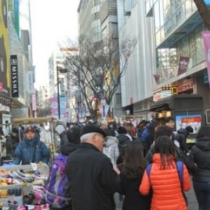 【ソウル最新レポ】 ショッピングの中心・明洞　いまや中国人が占拠