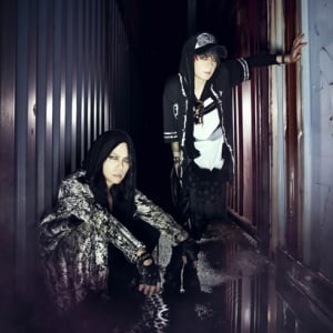 VAMPS 原案：HYDE/監督：斉藤渉の新曲「INSIDE OF ME」MV完成!!