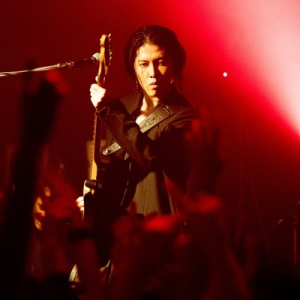 MIYAVI、札幌公演を皮切りに全国ツアー開始＆手塚プロダクション初VR作品「Fire Bird」公開