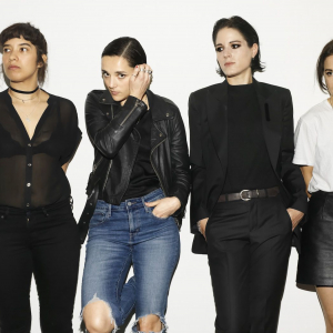 Savages『Adore Life』Interview