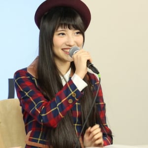 山崎エリイ 恥ずかしながら“投げキッス”！ スタッフも「可愛すぎるせいで寝不足」ニコ生イベントレポ到着