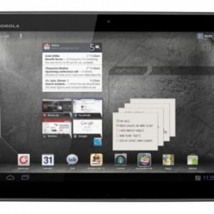 米Verizon、MotorolaのLTEタブレット「Droid Xynboard」2機種と薄型LTEスマートフォン「Droid RAZR」のホワイトカラーを発表