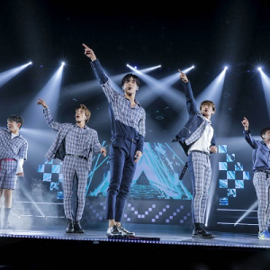 SHINee、日本初上陸のワールドツアーでファン45,000人を魅了