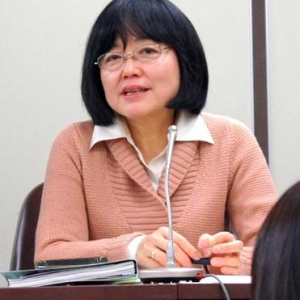 「フリージャーナリストにも法廷の記者席を！」 江川紹子さんが「小沢公判」裁判長を提訴