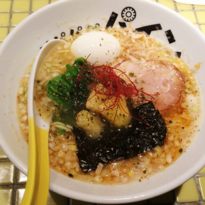 パイナップルラーメン屋『パパパパパイン』突然の閉店!　「補修工事します」→（2日後）→「閉めます」