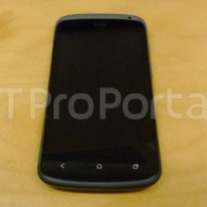 HTC One S “Ville”の実機写真、Sensationとのサイズ比較もあり