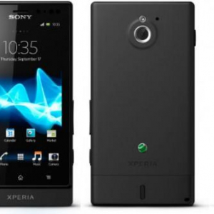 Sony Mobile、Xperiaスマートフォン新機種『Xperia Sola』を発表、3.7インチ画面、1.0GHzデュアルコアCPU搭載、NFC対応