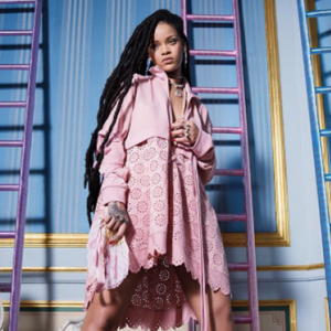 松井愛莉も注目☆リアーナが手掛ける「FENTY PUMA」にスケルトンの新作サンダルが登場！