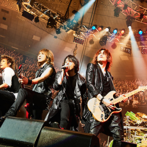 LUNA SEA、結成28年記念日に武道館ワンマン 驚きのセットリストで体現した今なお攻め続けるバンドの姿勢——ライヴ・レポート