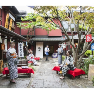 「とうふ屋うかい」の夏を彩る風物詩！ゆかた祭り開催